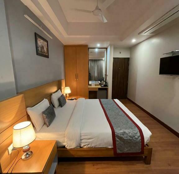 חדר סטנדרט, Sarvin