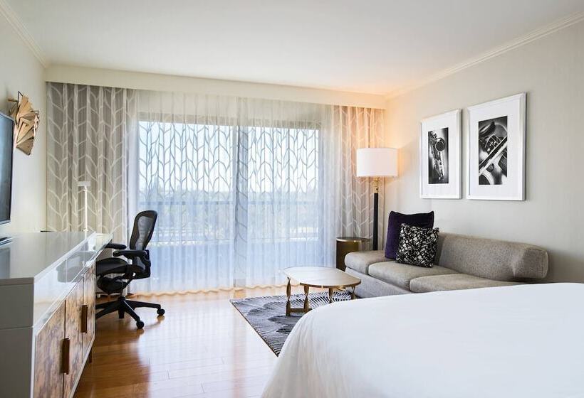 غرفة ديلوكس مطلة على البحيرة, Avenue Of The Arts Costa Mesa, A Tribute Portfolio