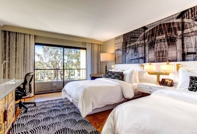 غرفة ديلوكس مطلة على البحيرة, Avenue Of The Arts Costa Mesa, A Tribute Portfolio