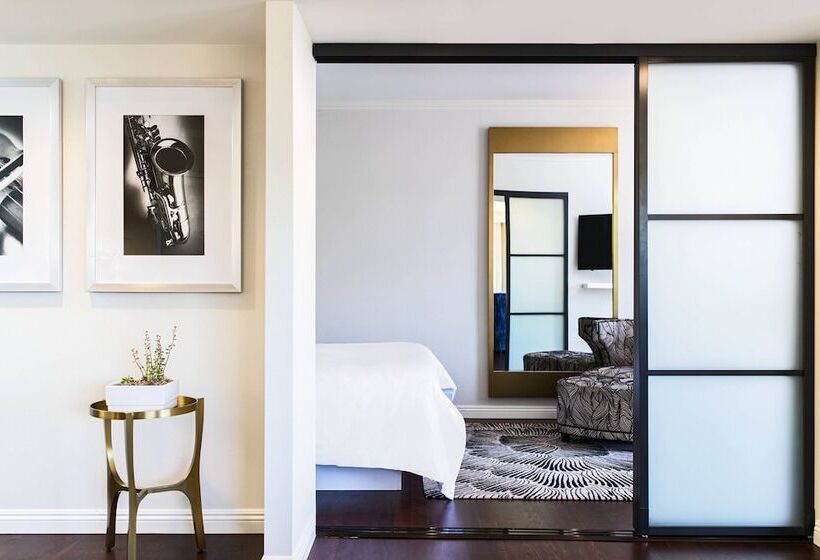 جناح إدارى, Avenue Of The Arts Costa Mesa, A Tribute Portfolio