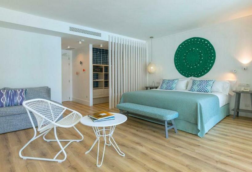 Люкс Боковой Вид на Море, Blaumar