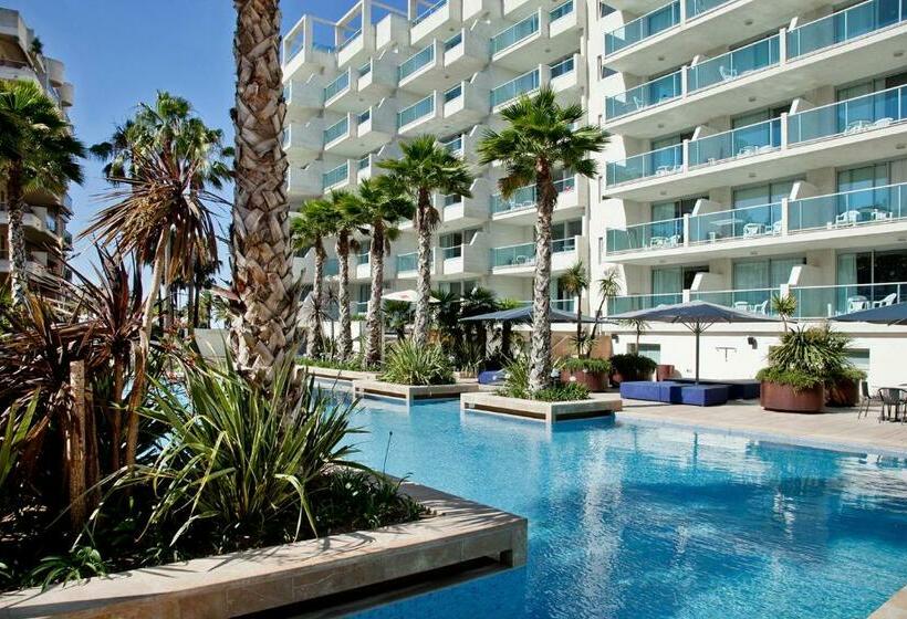 Люкс Вид на Бассейн, Blaumar