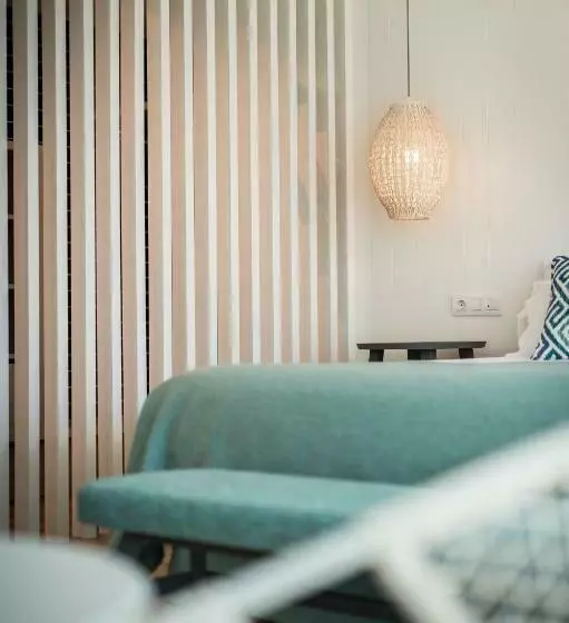 Suite with Terrace, Blaumar
