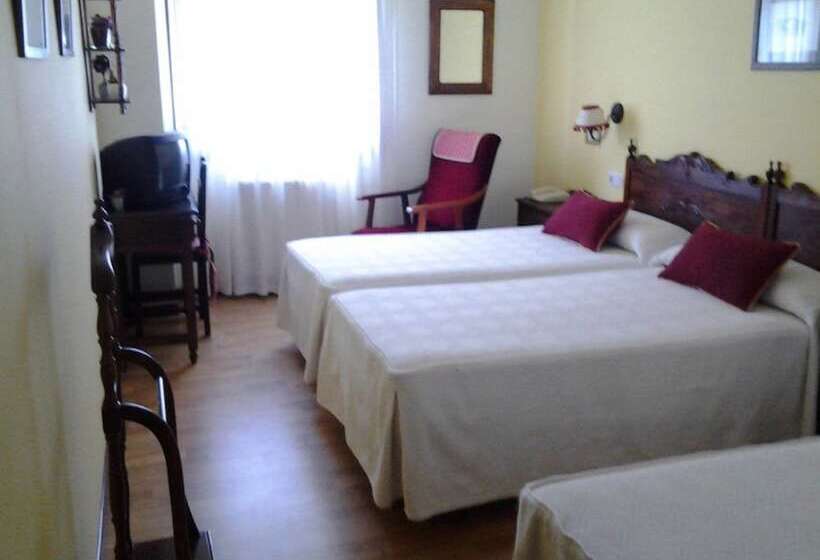 غرفة قياسية ثلاثية, Foronda