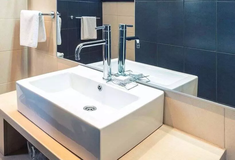 スタンダードシングルルーム, Mercure Belgrade Excelsior