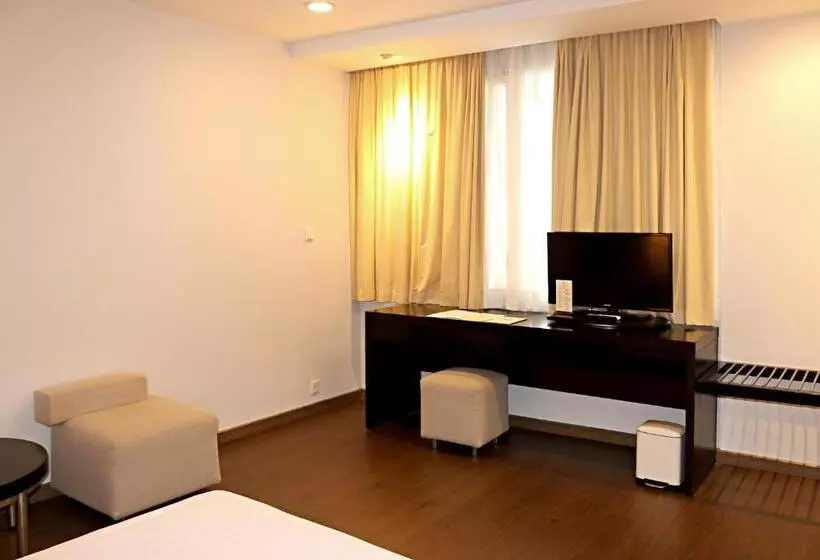 デラックスルーム, Palace Hotel Saigon