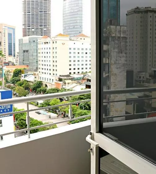 景色の見えるデラックスルーム, Palace Hotel Saigon