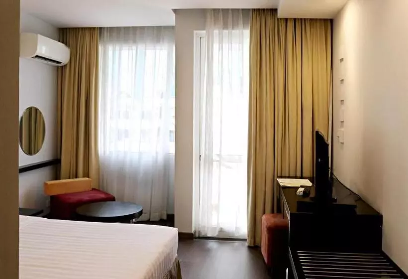 景色の見えるデラックスルーム, Palace Hotel Saigon