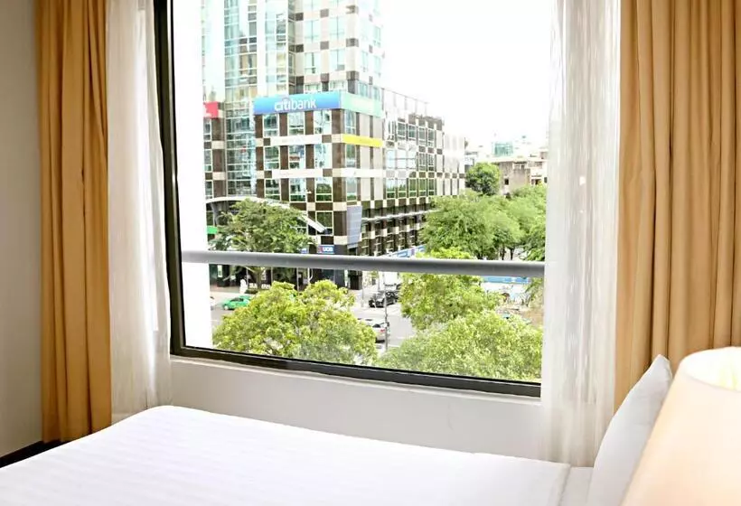 景色の見えるデラックスルーム, Palace Hotel Saigon