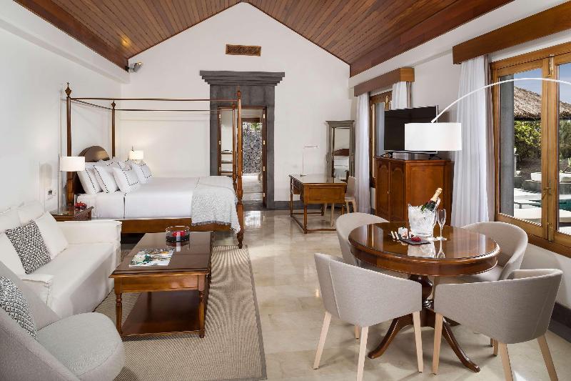 带花园景观和一个卧室的别墅, Paradisus by Meliá Salinas Lanzarote