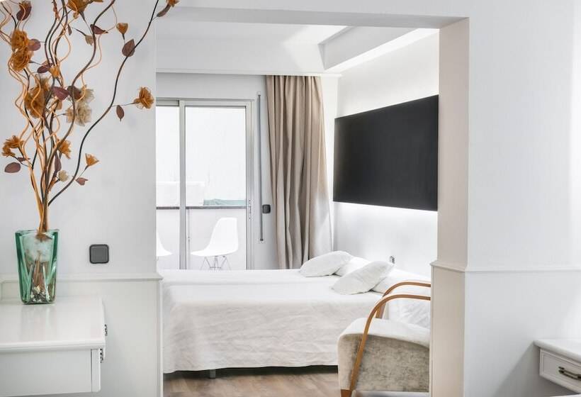 四人标准间, Sansi Park