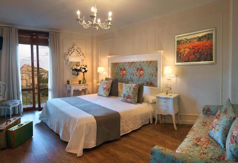 חדר סטנדרטי לשלושה עם נוף, Santa Maria De Alquezar