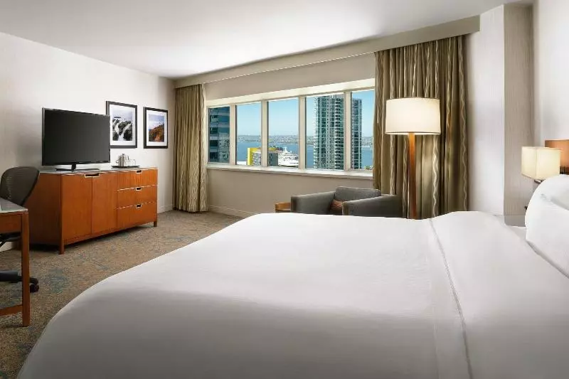 اتاق استاندارد با تخت بزرگ, The Westin San Diego Bayview