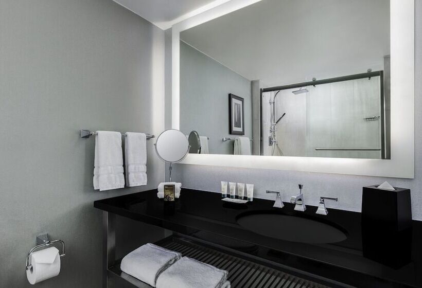 带2个双人床的标准工作室, The Westin Washington, D.c. City Center