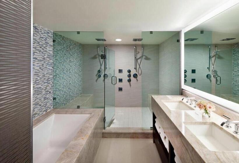 带大床的套房, The Westin Washington, D.c. City Center