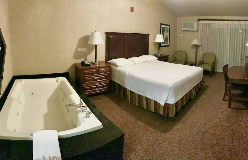 디럭스 룸, Yosemite View Lodge