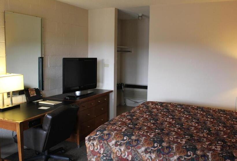 キングサイズベッドのスタンダードルーム, Hastings Inn