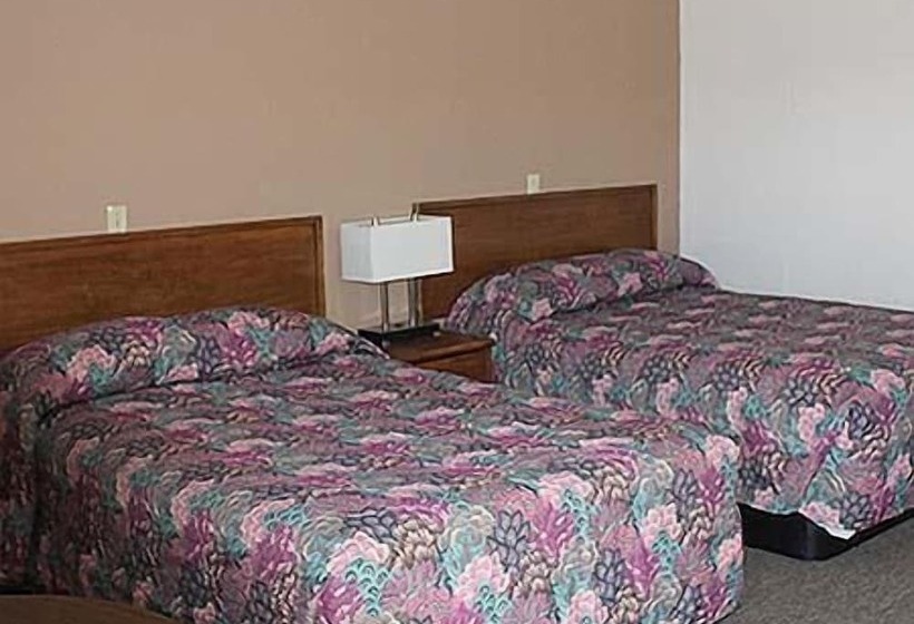 Номер Стандарт 2 Двуспальные Кровати, Hastings Inn