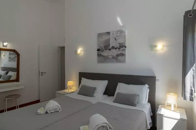 اتاق لوکس با چشم‌انداز دریا, Furama Resort Danang