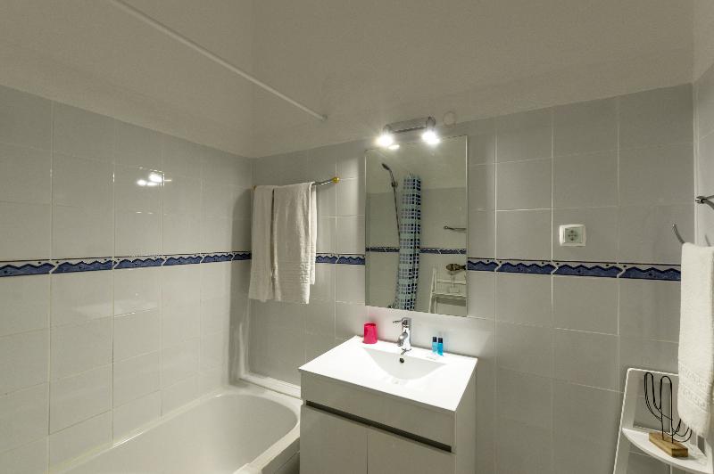 اتاق لوکس با چشمانداز دریا, Furama Resort Danang