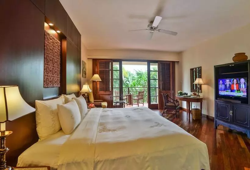 اتاق سوپریور با چشم‌انداز باغ, Furama Resort Danang