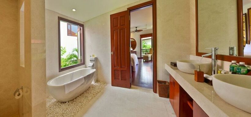 ویلای 2 خوابه, Furama Resort Danang