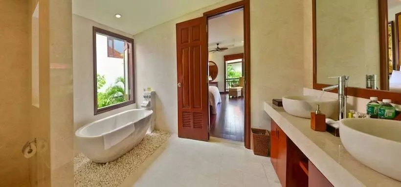 ویلای 2 خوابه, Furama Resort Danang