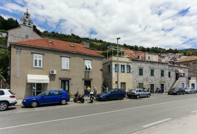 דירת חדר, Apartment Saulan