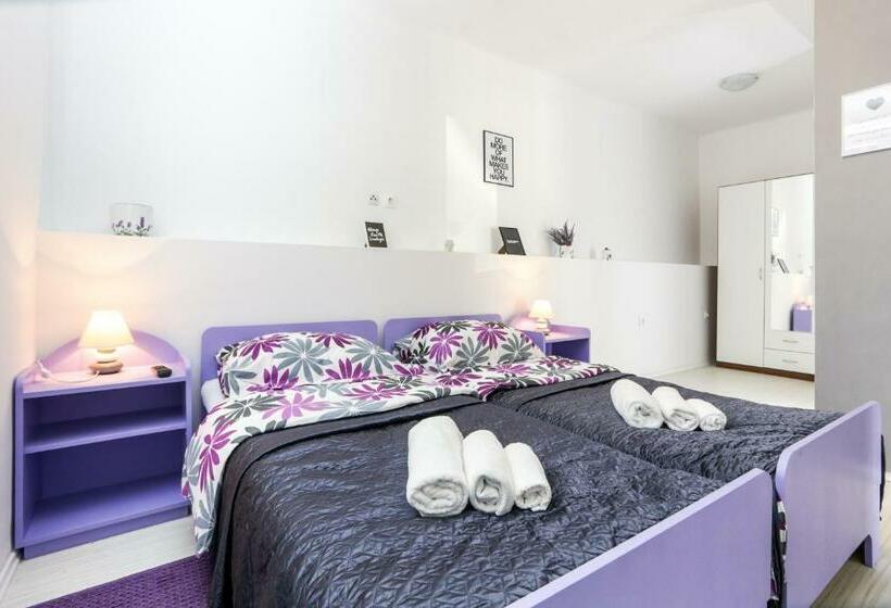 דירת חדר, Apartment Saulan