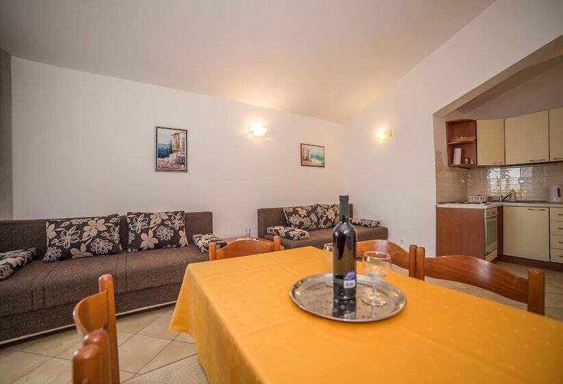 דירת חדר, Apartments Villa Sea