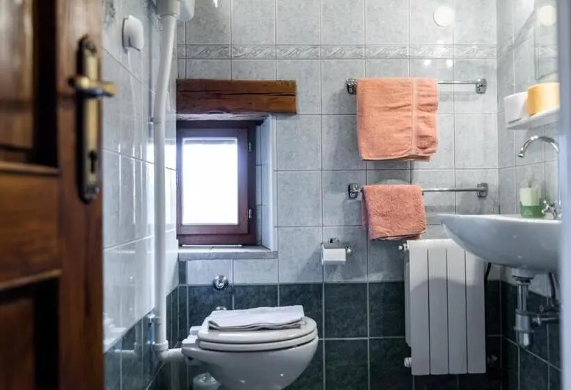 اتاق لوکس, Rural Pension Istra Partner