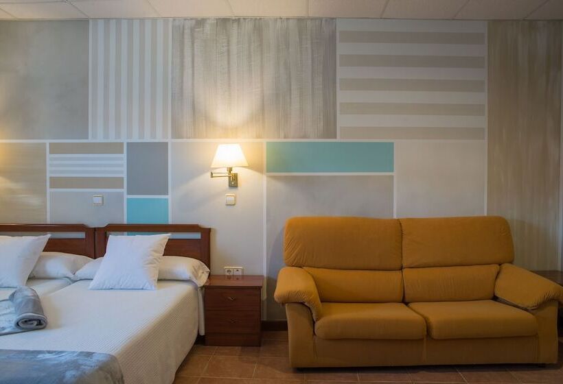 استودیوی استاندارد, Apartamentos Capriccio