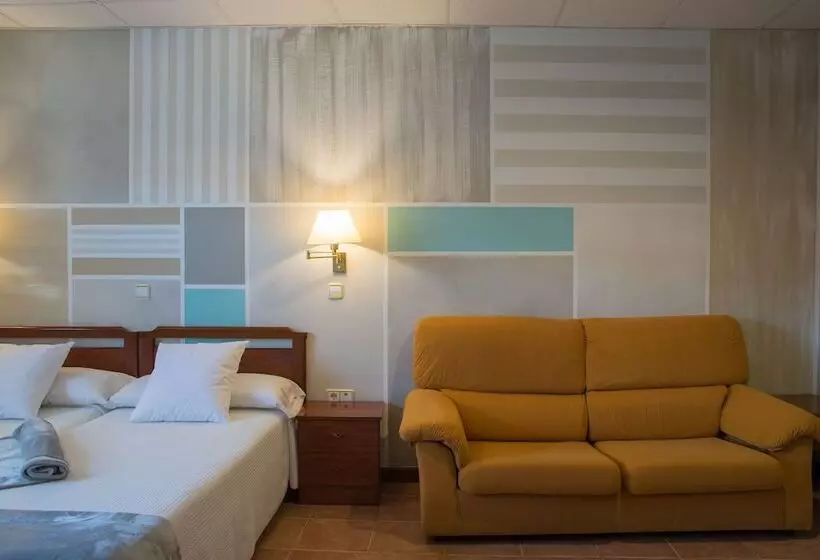 スタンダードスタジオ, Apartamentos Capriccio