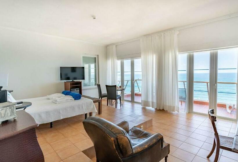 غرفة ديلوكس مطلّة علي البحر, Boa Vista Hotel & Spa   Adults Only