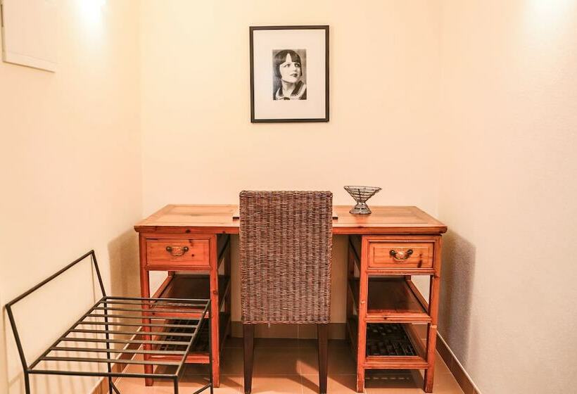 غرفة قياسية مطلة على المدينة, Boa Vista Hotel & Spa   Adults Only