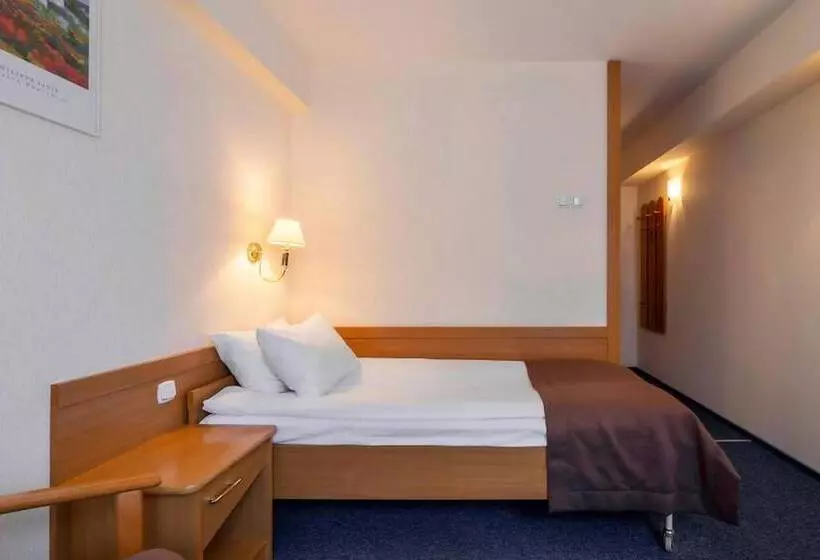 اتاق استاندارد یک نفره, Adria