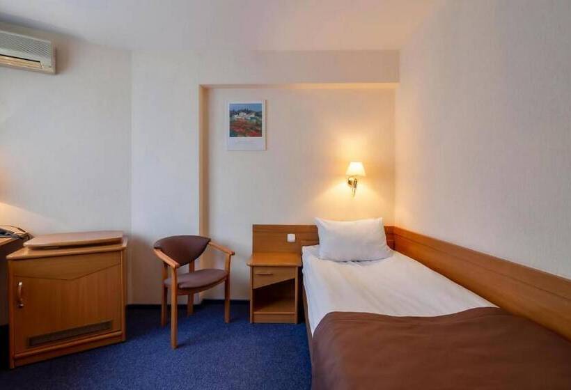 Standard Egyágyas Szoba, Adria