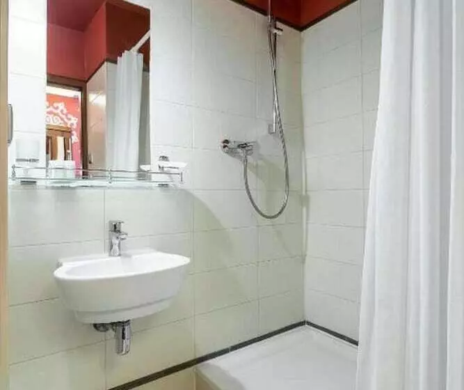 اتاق سوپریور یک تخته, Adria