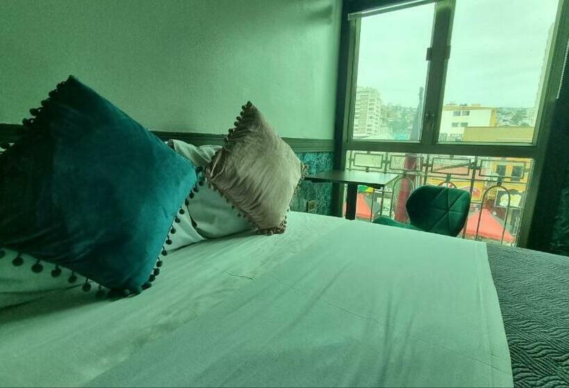 스탠다드 룸, Asturias