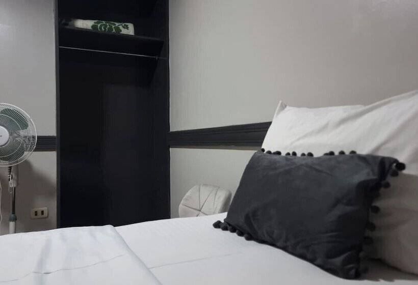 스탠다드 싱글 룸, Asturias