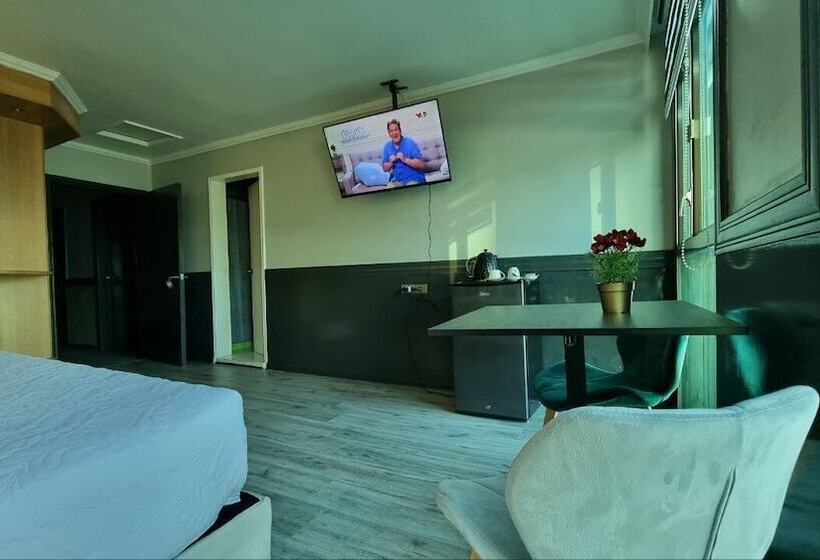 스탠다드 룸, Asturias