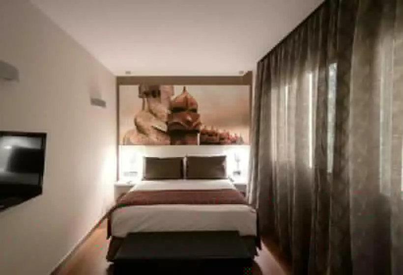 اتاق استاندارد, Catalonia Gracia