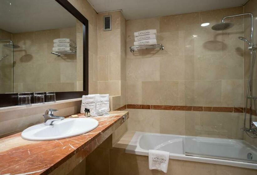 Номер Стандарт Трехместный, Catalonia Gracia