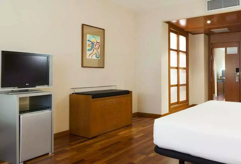 اتاق استاندارد سه نفره, B&B Ciudad de Lleida