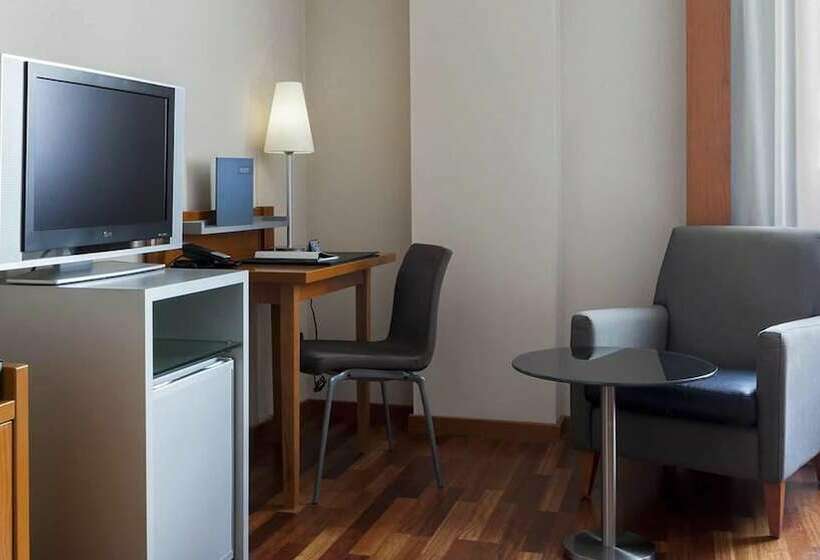 اتاق استاندارد سه نفره, B&B Ciudad de Lleida