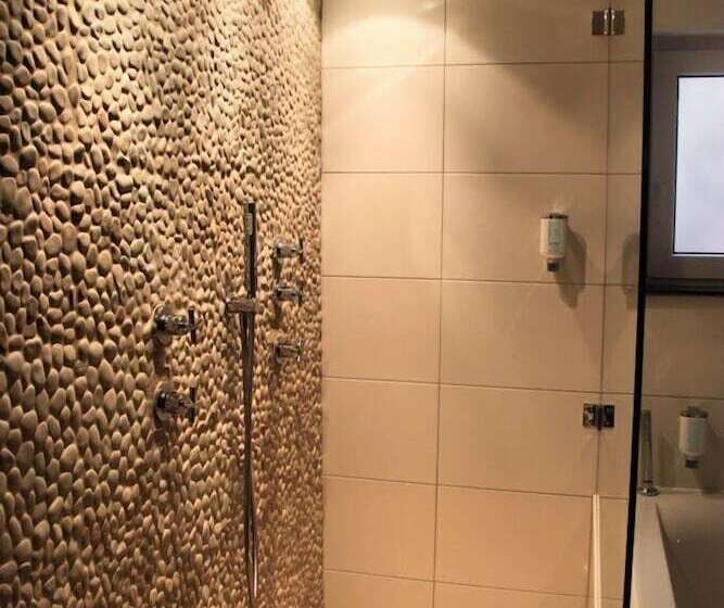 スーペリアールーム, Du Commerce