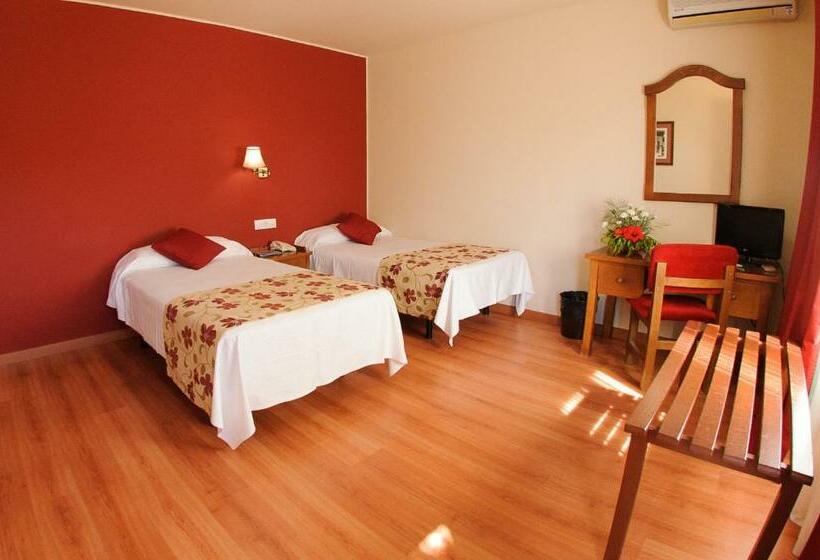 标准三人间, Dunas Puerto