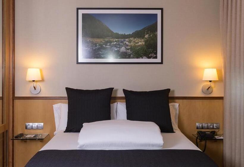 Номер Стандарт Индивидуальный, Font D'Argent Pas De La Casa