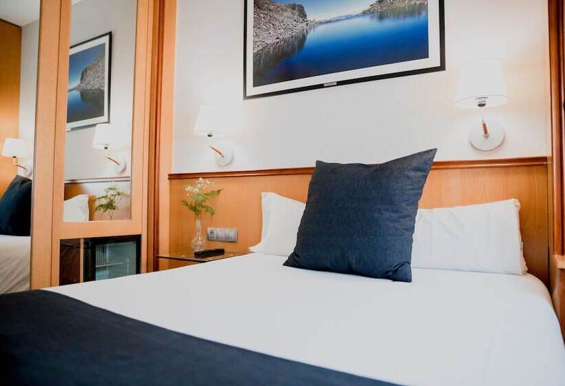 Номер Стандарт Индивидуальный, Font D'Argent Pas De La Casa