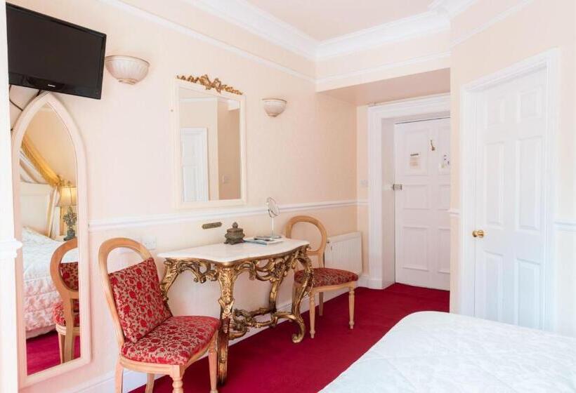 غرفة كلاسيكية, Grange